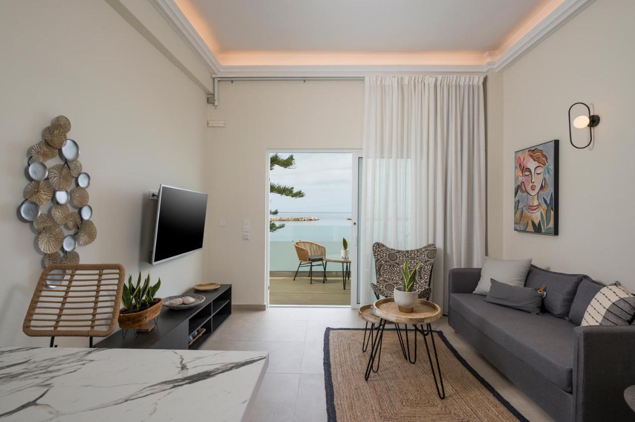 Kolymbari Sea Front Cozy Apartments エクステリア 写真