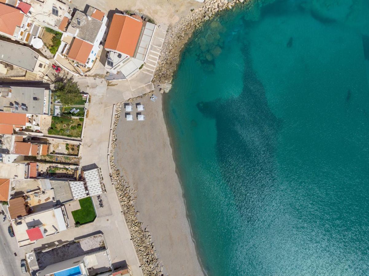Kolymbari Sea Front Cozy Apartments エクステリア 写真